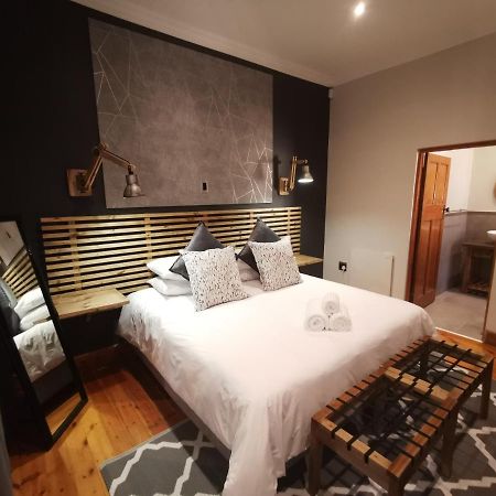 Guest Suites On Connor Bloemfontein Ngoại thất bức ảnh